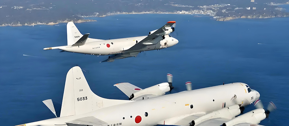 日本网友：自卫队飞机在东海上空飞行，遭战机近距离接近