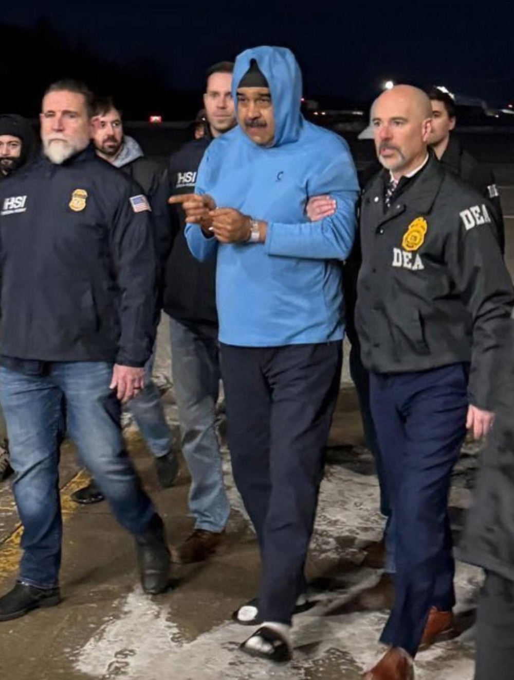 岛蛙讨论：美軍三角洲部隊俘虜馬杜羅