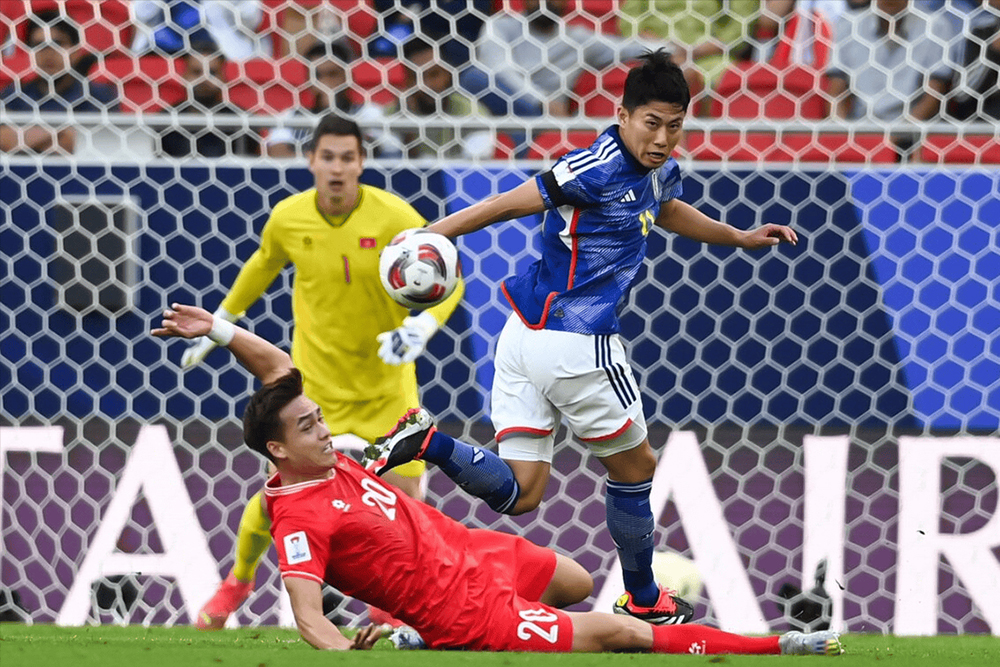 越南人讨论：U23决赛，日本队4 : 0赢中国队